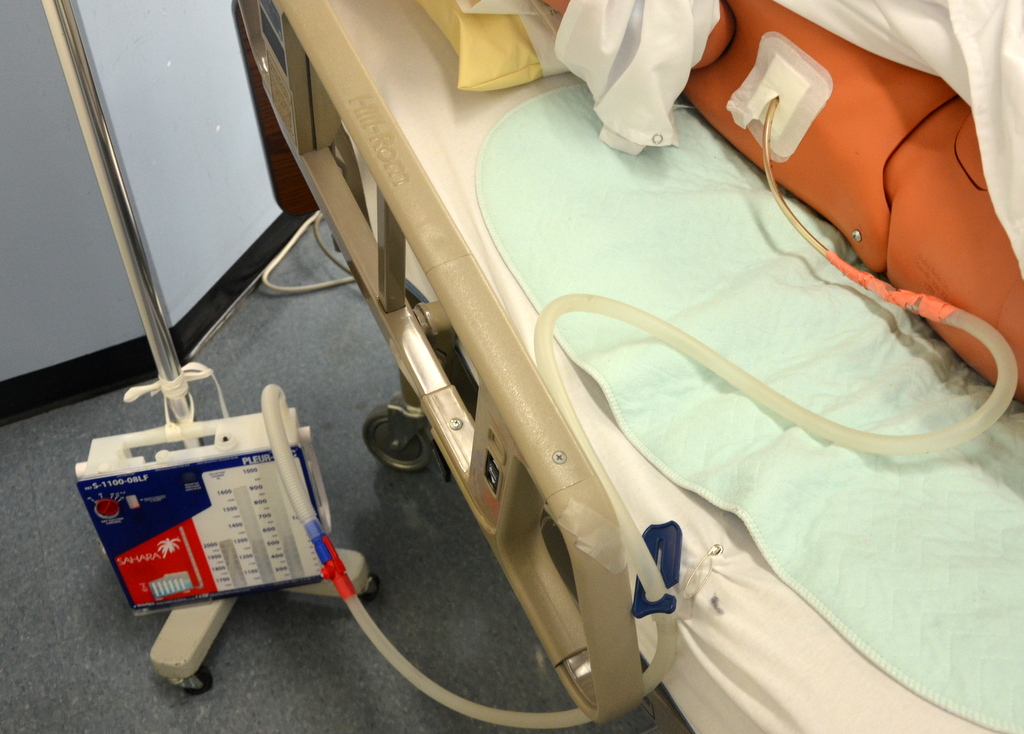 10 6 Chest Tube Drainage Systems Clinical Procedures For Safer 