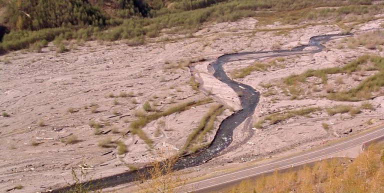 13.3 Stream Erosion and Deposition – Physical Geology
