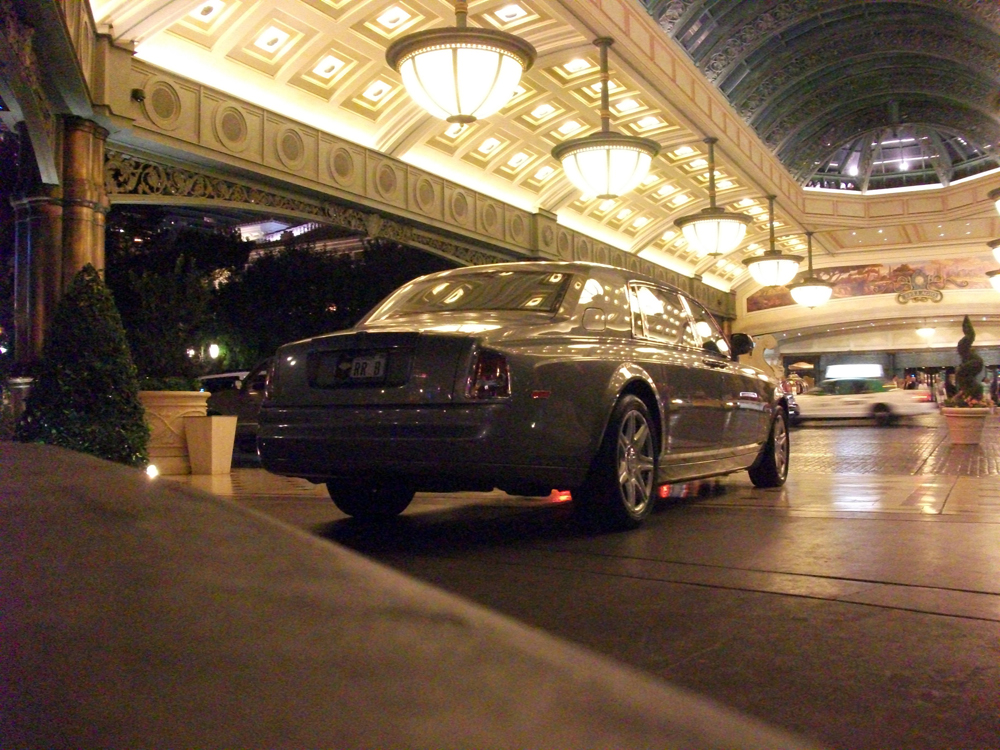 Photo of a Rolls Royce car outside the Bellagio Hotel in Las Vegas, Nevada.