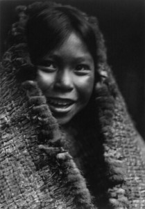 Tla-o-qui-aht (Clayoquot) girl, Vancouver Island, ca. 1915. Photo by Edward S. Curtis