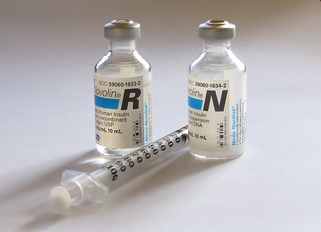 Photo showing two vials. One is Novolin N and the other is Novolin R.