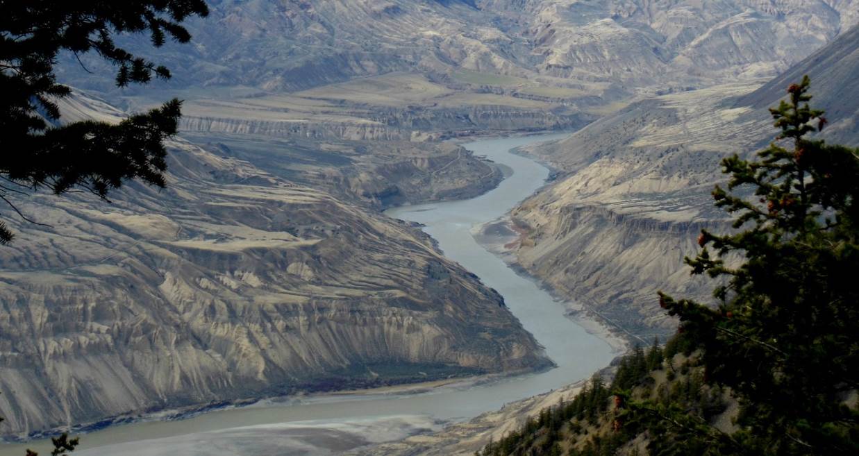 Abbildung 13.12 Terrassen am Fraser River bei High Bar.