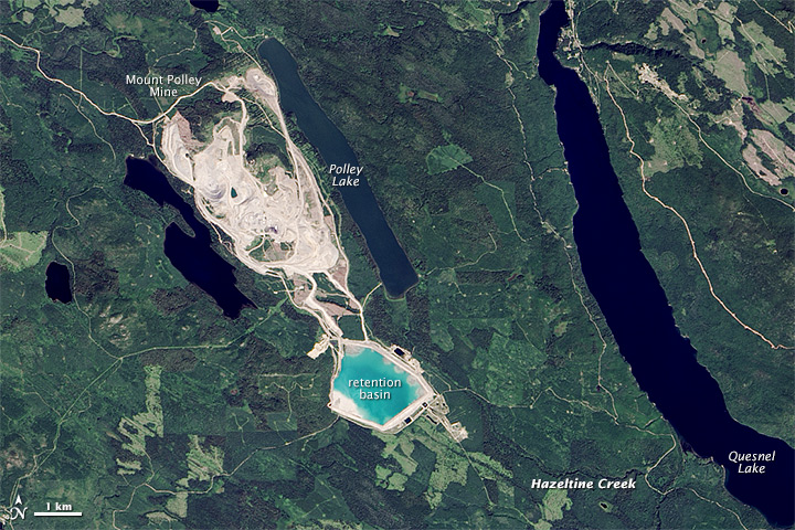 Figure 20.14a The Mt. Polley Mine area prior to the dam breach of August 2014. The tailings were stored in the area labelled “retention basin.” [https://en.wikipedia.org/wiki/Mount_Polley_mine_disaster]