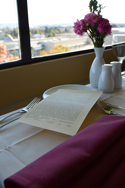 A table setting in a fancy restaurant.