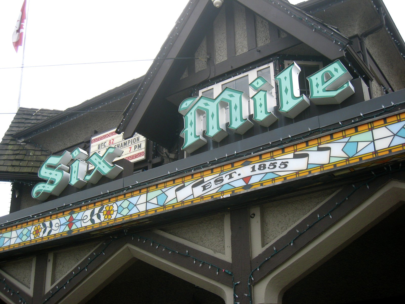 Front of a Tudor-style pub.