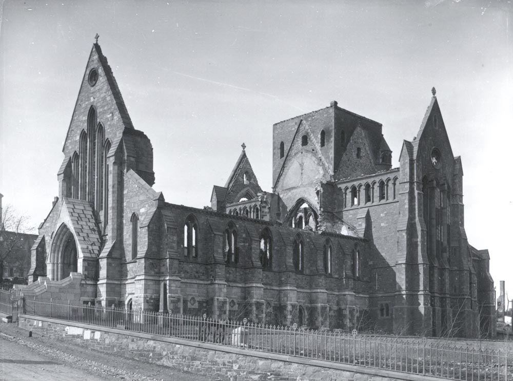 External view of a burnt-out cathedral.