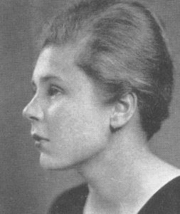 Photo portrait of Elizabeth Bishop.